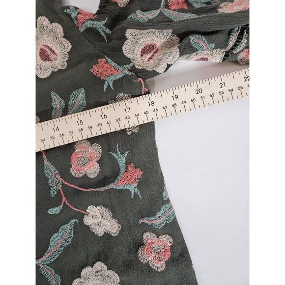 Luxology Dress Floral Embroidered Cold Shoulder Flare Sleeve Green Chic Size 8 - Picture 4 of 7